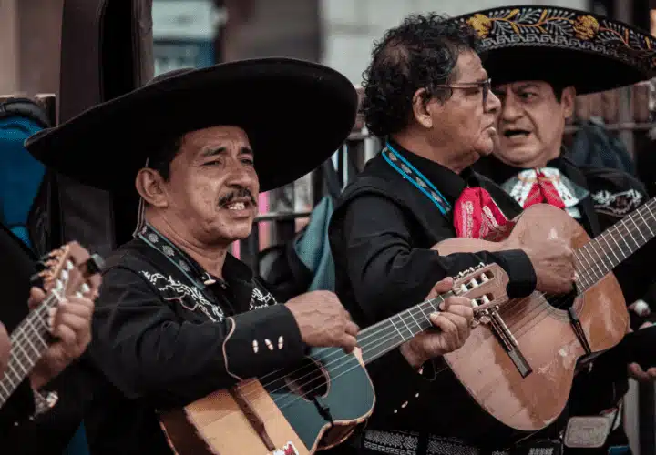 Los Secretos Detrás de la Producción de El Regional Mexicano